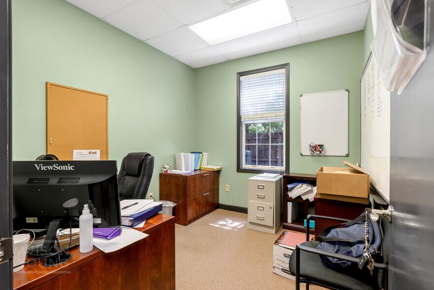 More Photos Of 634 Fairview Rd, Simpsonville Medical For Lease