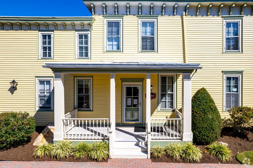 More Photos Of 26 S Maple Ave, Marlton Office For Lease
