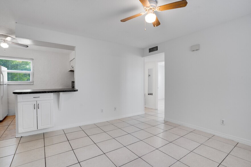 More Photos Of , Fort Myers Multifamily For Sale