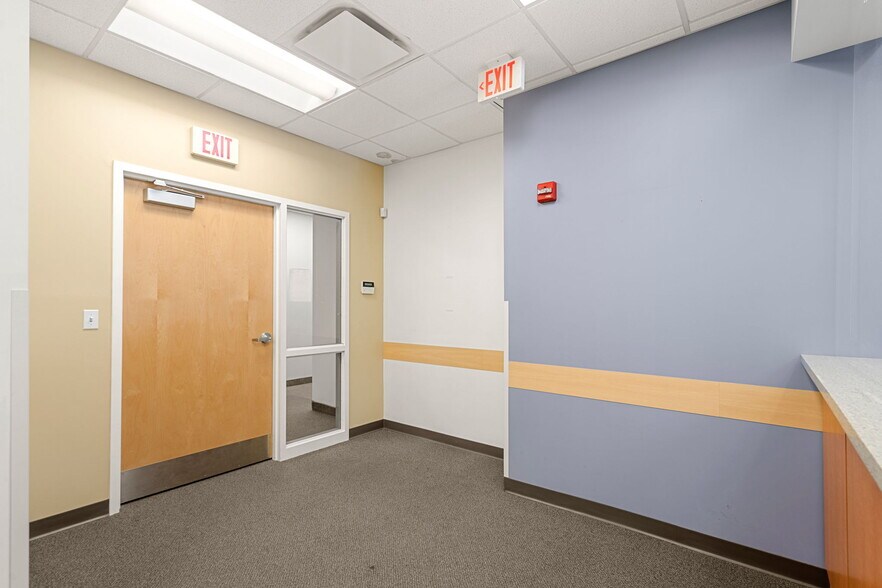 More Photos Of , Lawrence Office For Sale