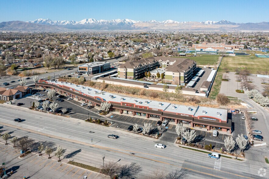 More Photos Of 10310-10384 S Redwood Rd, South Jordan Freestanding For Lease