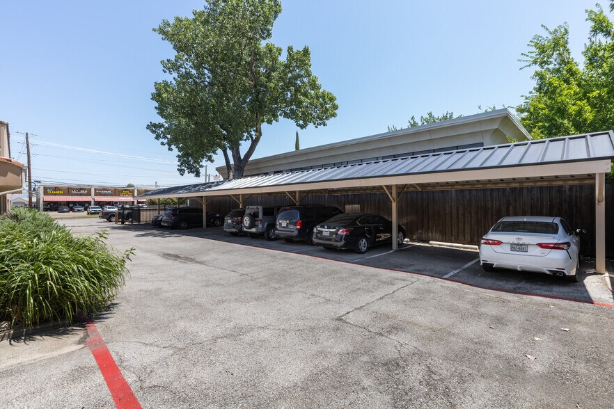 More Photos Of 5422 Alpha Rd, Dallas Medical For Sale