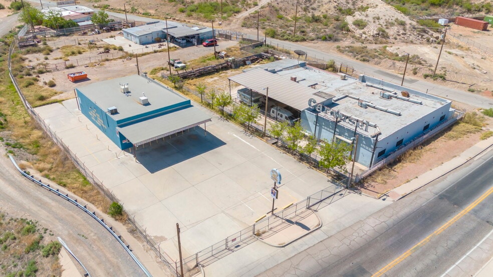 More Photos Of 3450 McNutt Rd, El Paso Convenience Store For Sale