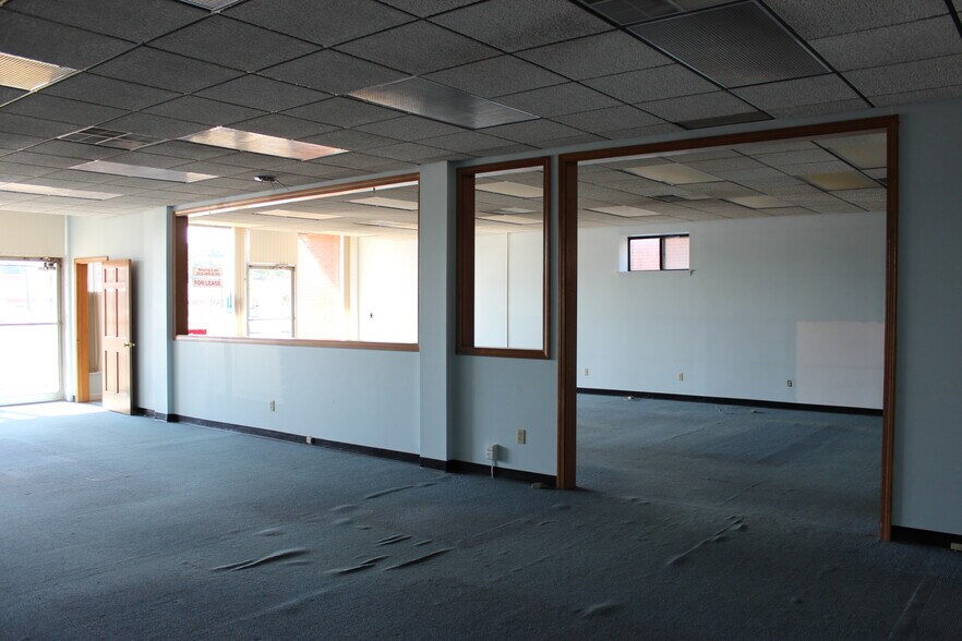 More Photos Of 1384-1388 Dixwell Ave, Hamden Office For Lease