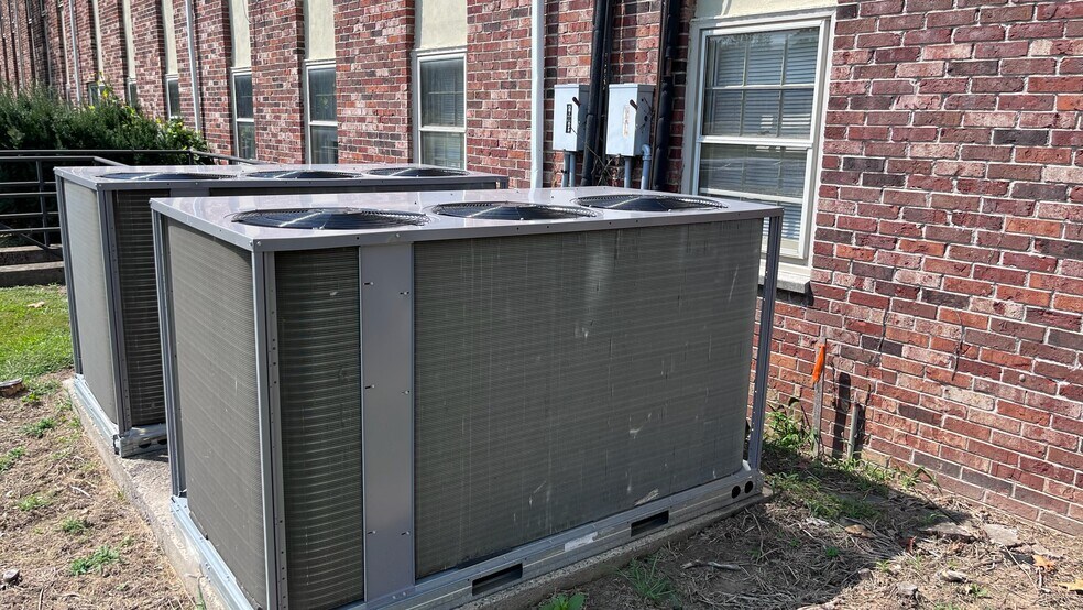 More Photos Of 6198 Butler Pike, Blue Bell Medical For Sale