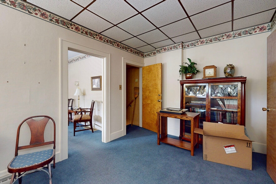 More Photos Of 3721 Main St, Weirton Funeral Home For Sale