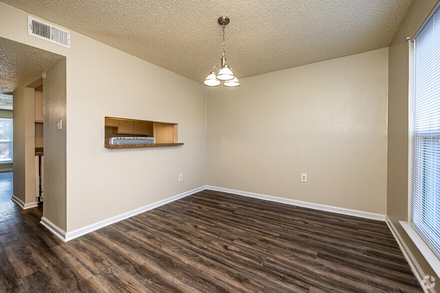 More Photos Of 10530 Florida Blvd, Baton Rouge Apartments For Sale