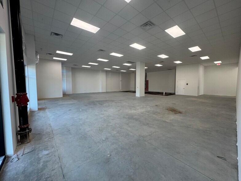 More Photos Of 8115 Eastland Yards Blvd, Charlotte Apartments For Lease