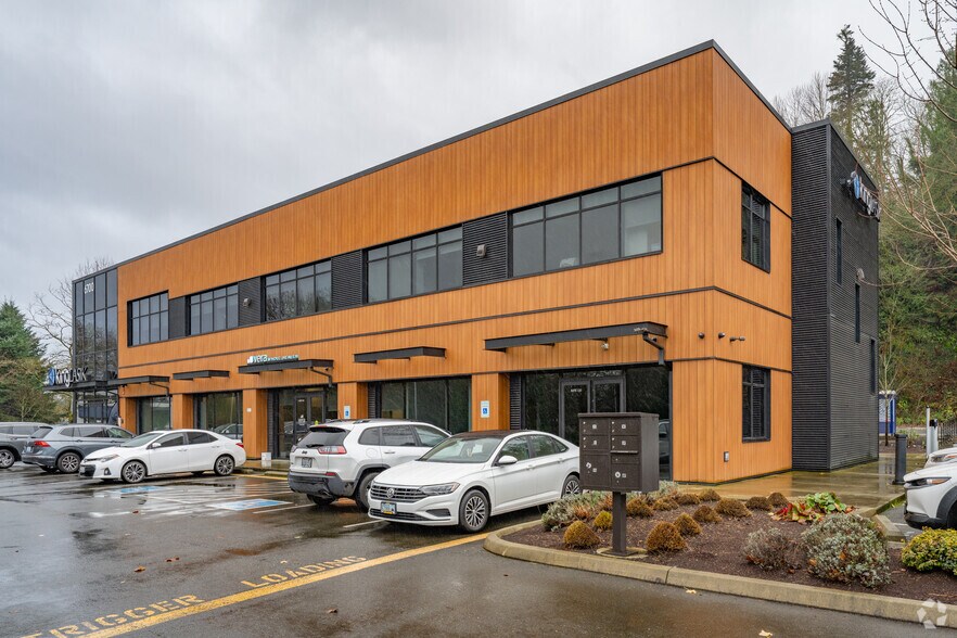 More Photos Of 6700 Fort Dent Way, Tukwila Office For Sale