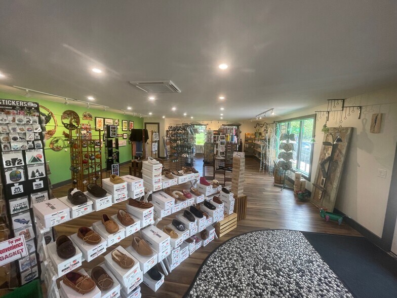 More Photos Of 7 Ferry Rd, South Hero Storefront For Sale