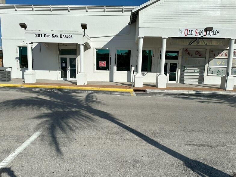 More Photos Of 201 Old San Carlos Blvd, Fort Myers Restaurant For Lease