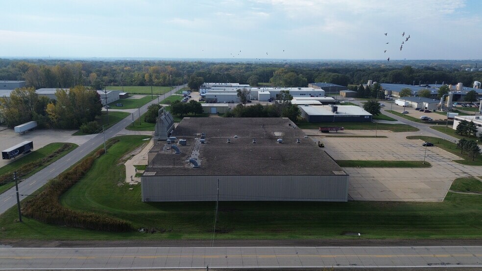 More Photos Of 2946 Janet dr, Waterloo Industrial For Sale