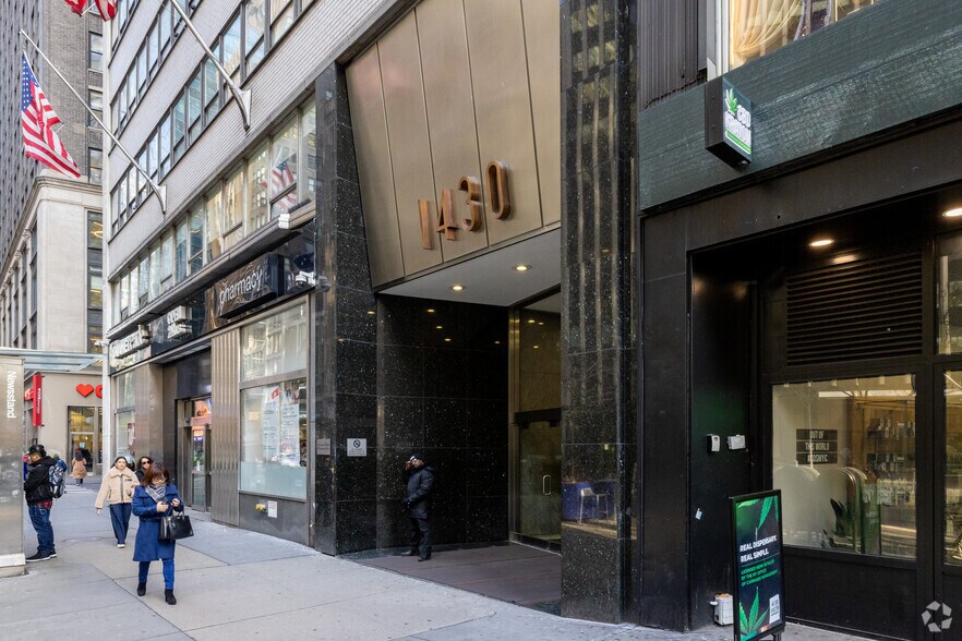 More Photos Of 1430 Broadway, New York Office For Lease
