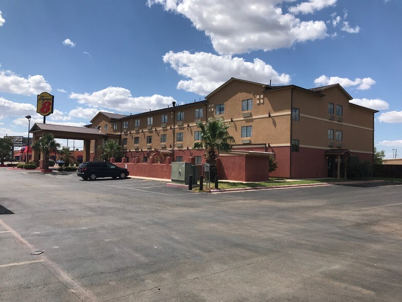 More Photos Of 4397 Sayles Blvd, Abilene Hotel For Sale
