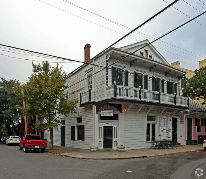More Photos Of 801 Frenchmen St, New Orleans Restaurant For Lease