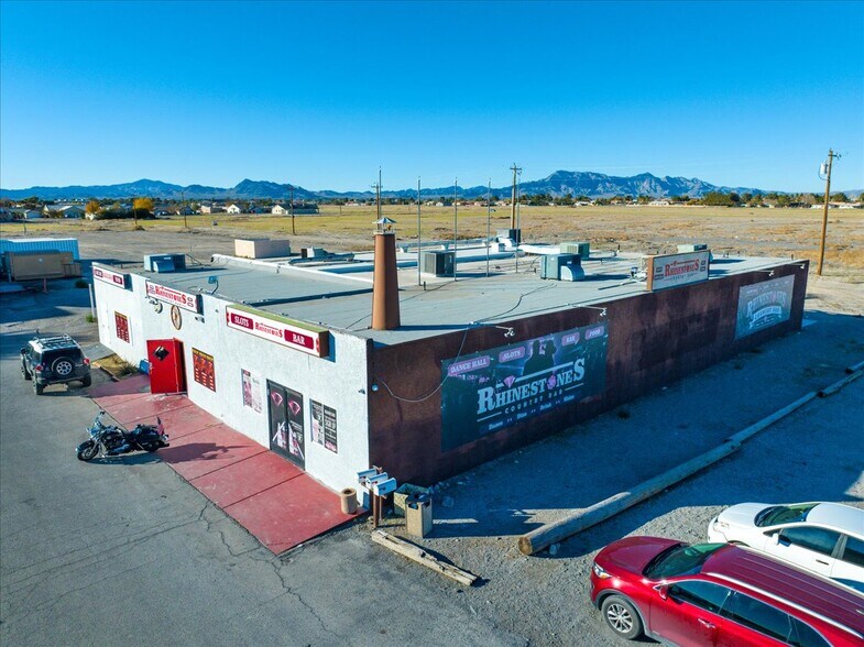 More Photos Of 1700 S Pahrump Valley Blvd, Pahrump Storefront For Sale
