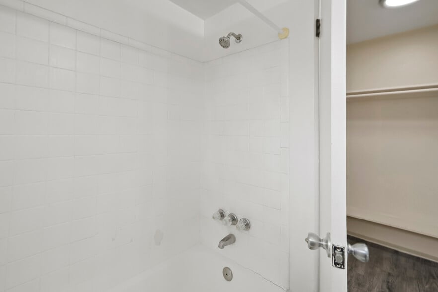 More Photos Of 1351 Xenia St, Denver Apartments For Sale