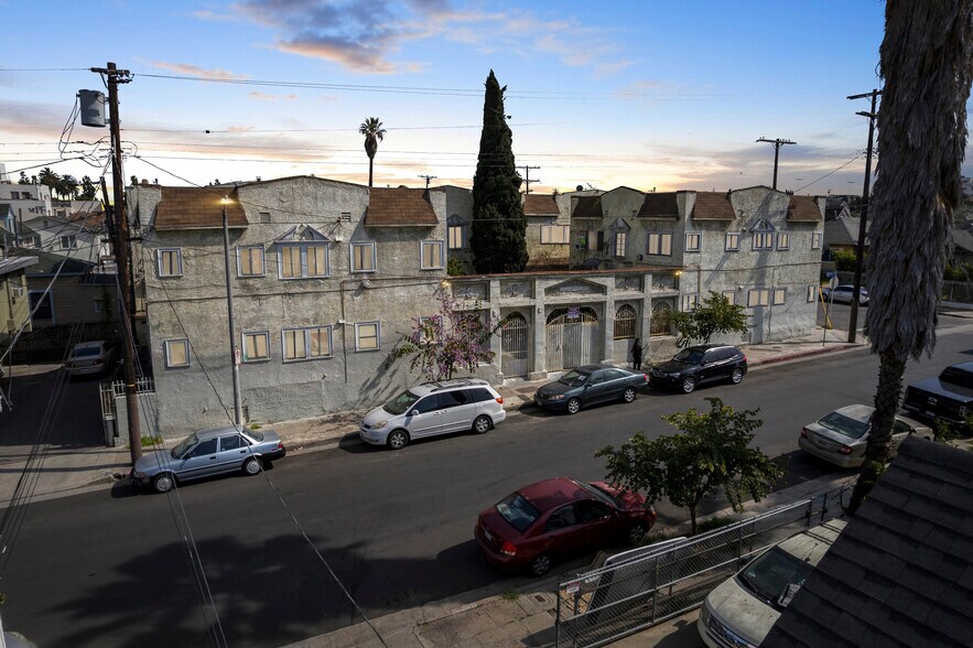 Primary Photo Of 116-124 S Mathews St, Los Angeles Apartments For Sale