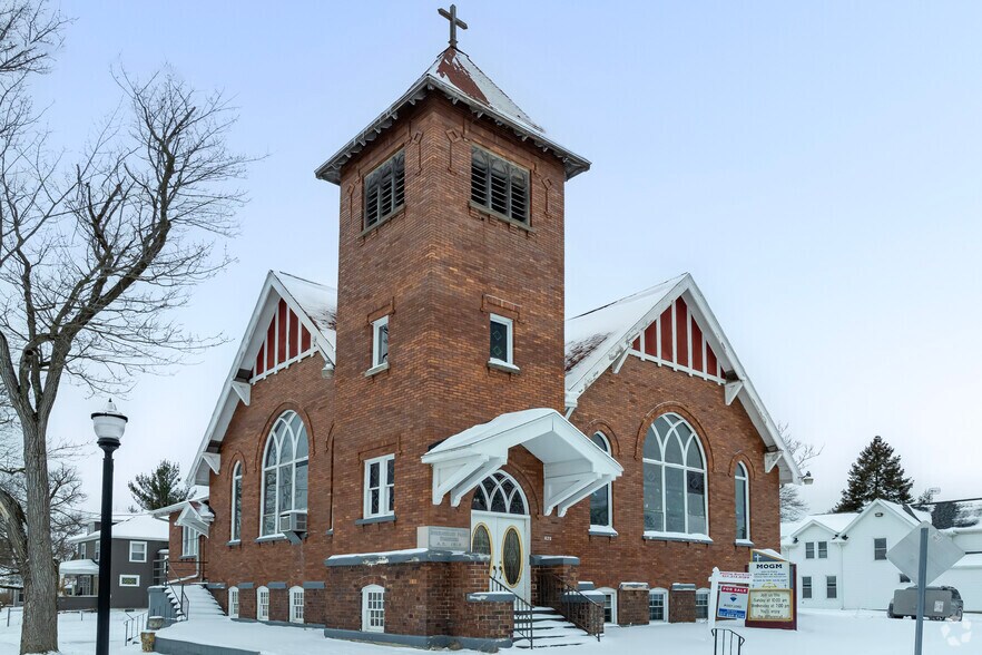 Primary Photo Of 612 Greenwood Pl, Jackson Religious Facility For Sale