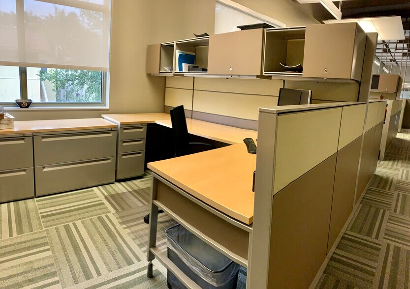 More Photos Of 500 S Dixie Hwy, Coral Gables Office For Lease