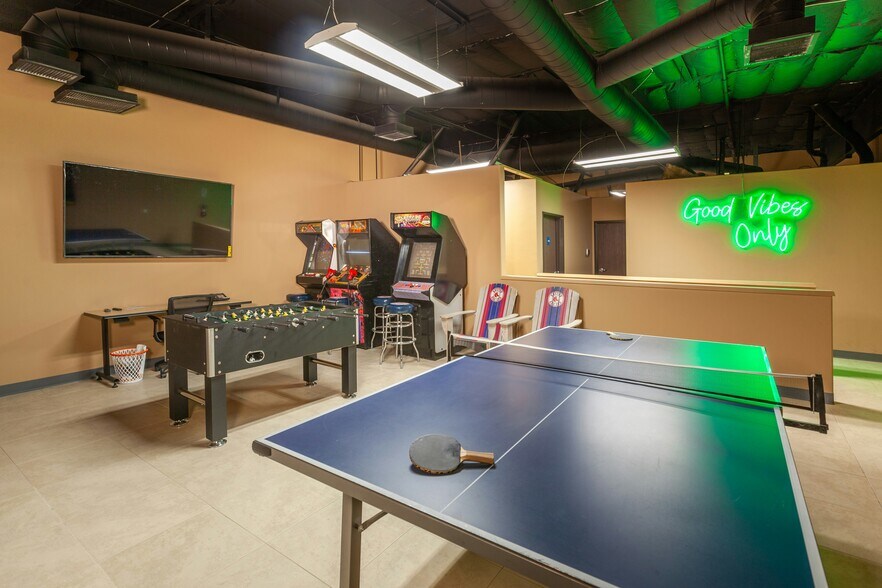 More Photos Of 81161 Indio Blvd, Indio Coworking Space