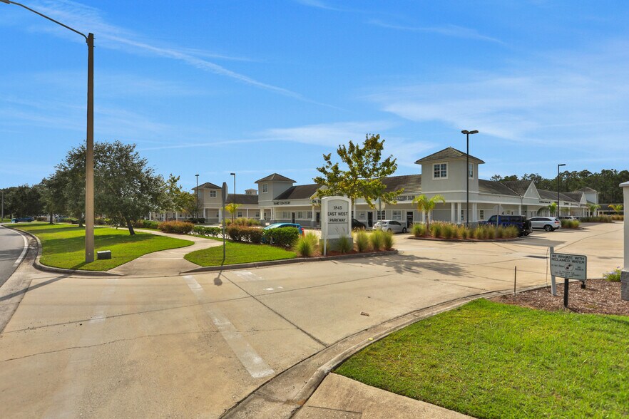 More Photos Of 1845 East West Pky, Fleming Island Medical For Lease