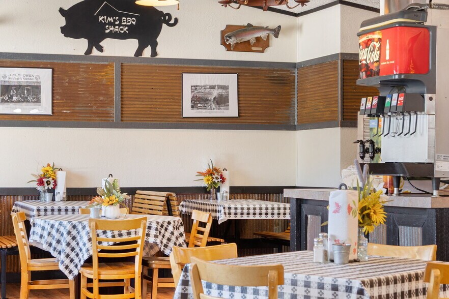 More Photos Of 7930 E State Highway 76, Kirbyville Specialty For Sale