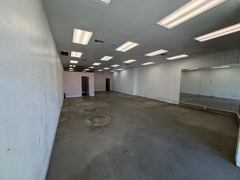 More Photos Of 7123-7153 Pacific Ave, Stockton General Retail For Lease