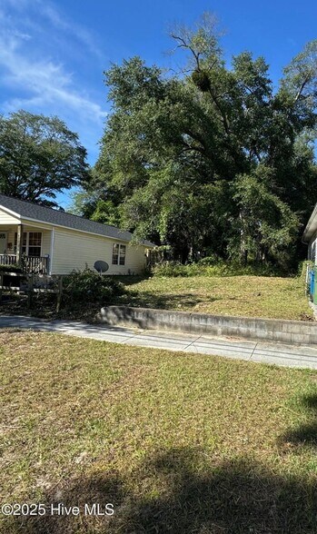 More Photos Of 816 7th St, Wilmington Land For Sale