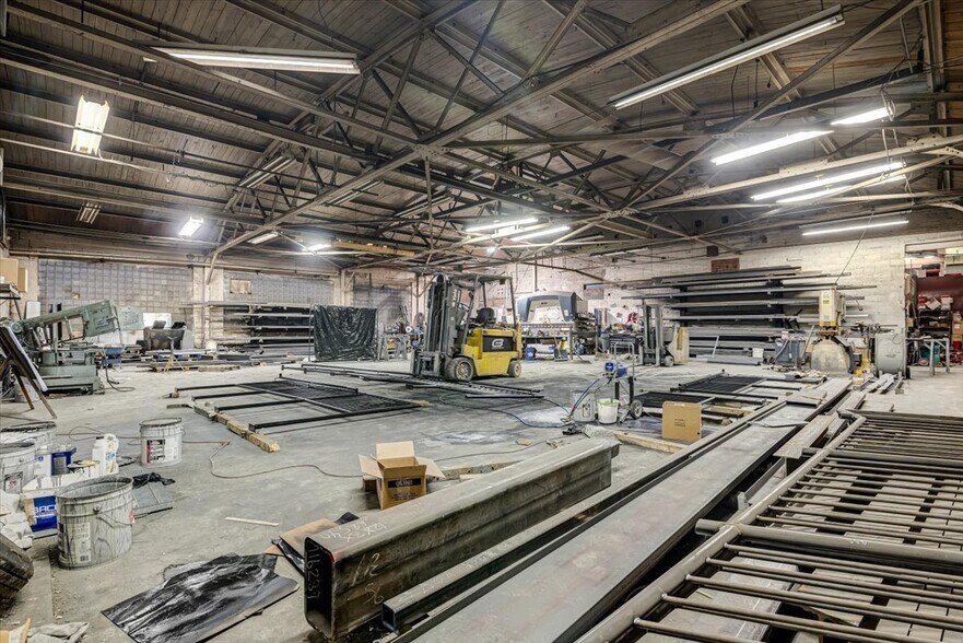 More Photos Of 530 S Main St, Bangor Manufacturing For Sale