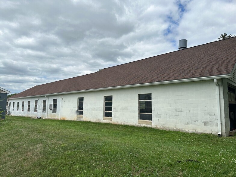 More Photos Of 14 Mill St, Stewartstown Service For Sale