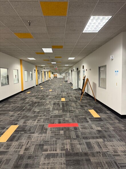 More Photos Of 1133 S Edwin C Moses Blvd, Dayton Flex For Lease