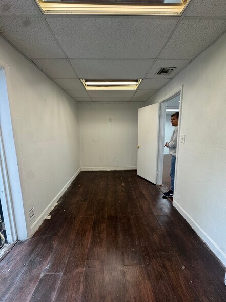 More Photos Of 2331 N State Road 7, Lauderhill Office For Sale