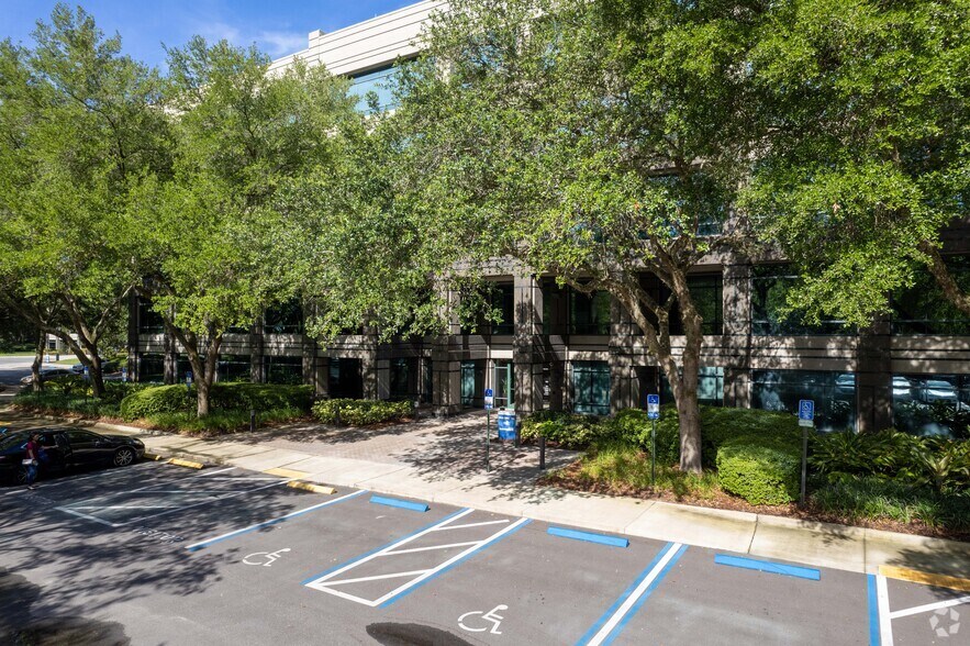 More Photos Of 9000 Southside Blvd, Jacksonville Office For Lease