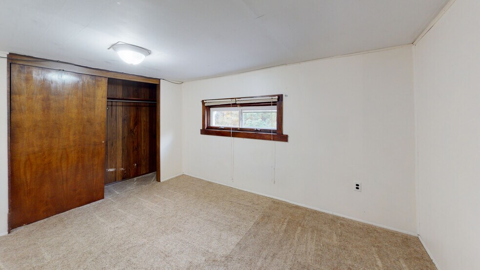 More Photos Of 3097-3098 Woodland Rd, Ambridge Apartments For Sale