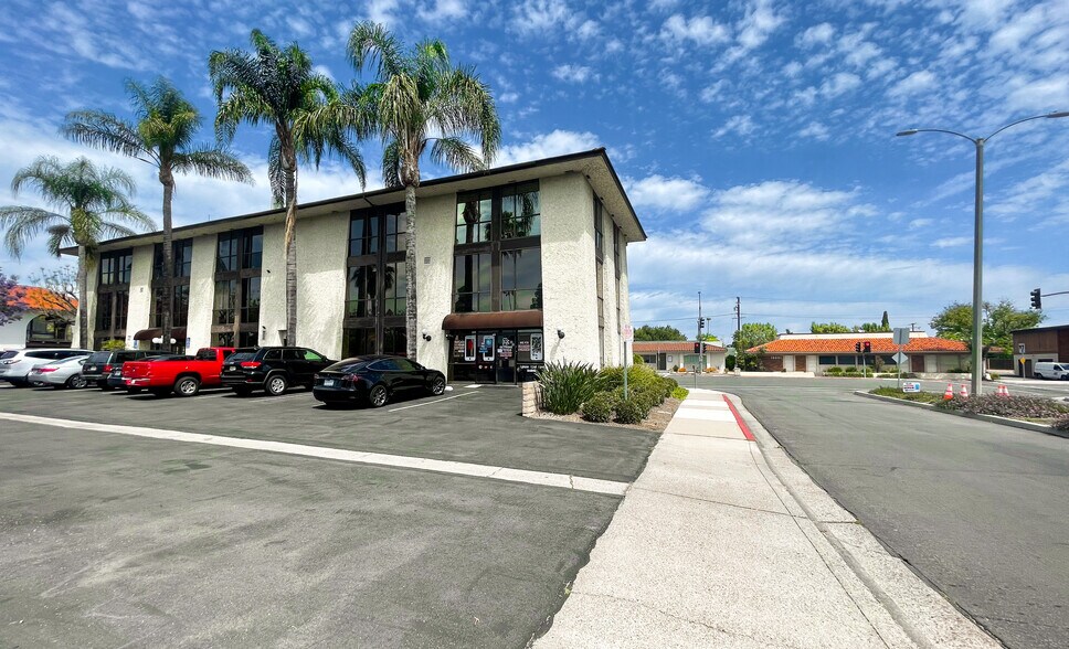 More Photos Of 18062 Irvine Blvd, Tustin Office For Sale