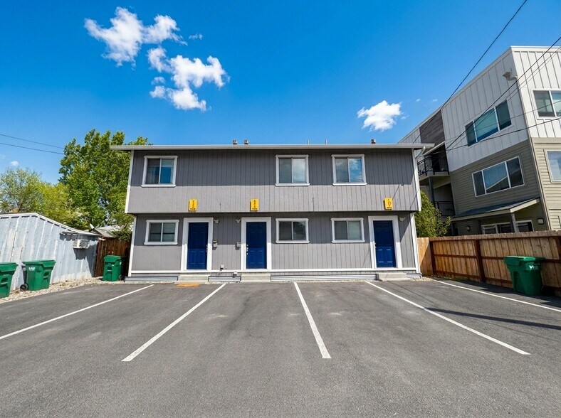 Primary Photo Of 429 10th St, Sparks Multifamily For Sale