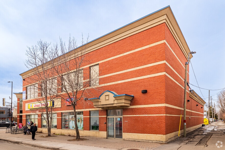 More Photos Of 2507 Boul Rosemont, Montréal Storefront Retail Office For Lease