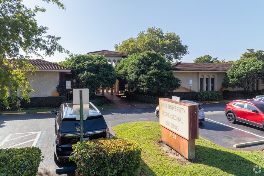 More Photos Of , Plantation Office For Sale