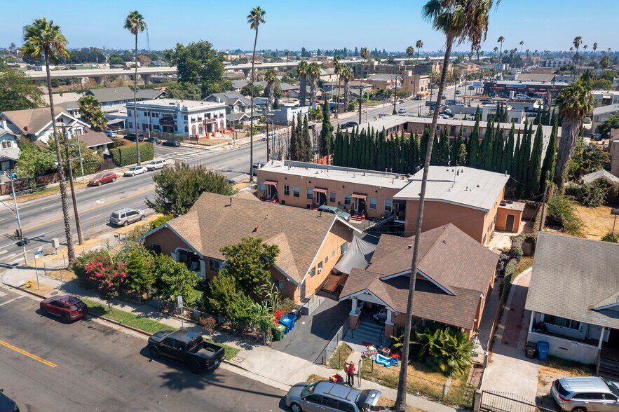 More Photos Of , Los Angeles Multifamily For Sale