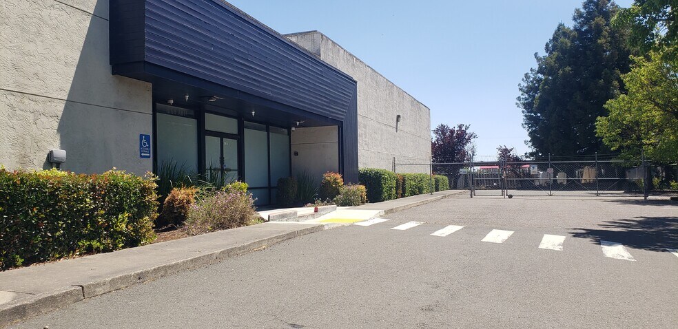 Primary Photo Of 240 E Todd Rd, Santa Rosa Warehouse For Lease