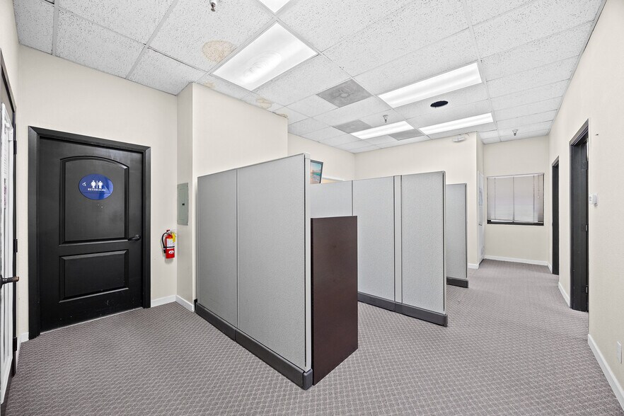 More Photos Of 300 S Garfield Ave, Monterey Park Office For Sale