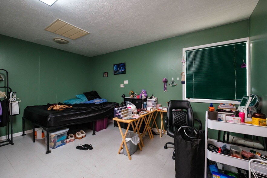 More Photos Of 5700 Edinburg Gap Rd, Fort Valley Religious Facility For Sale