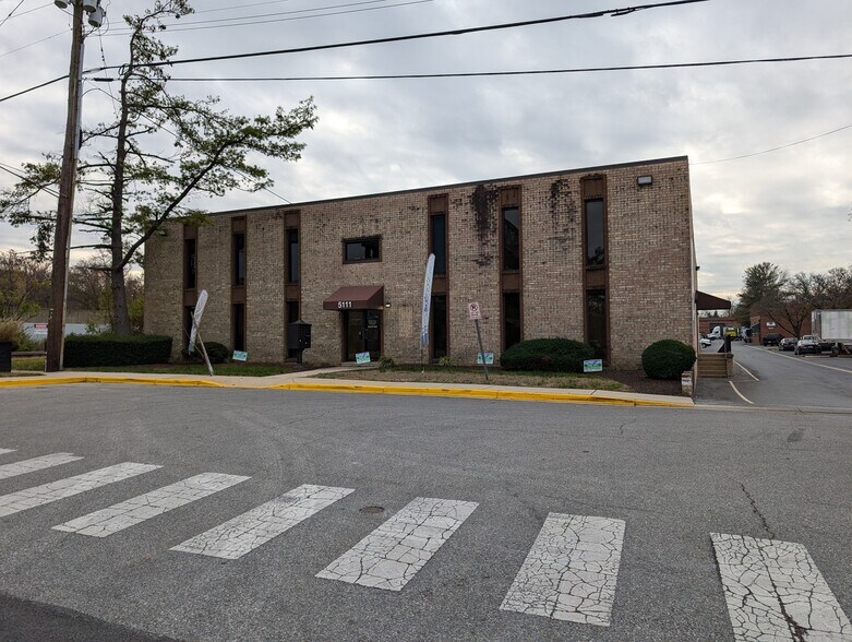 More Photos Of 5113-5123 Berwyn Rd, College Park Unknown For Lease