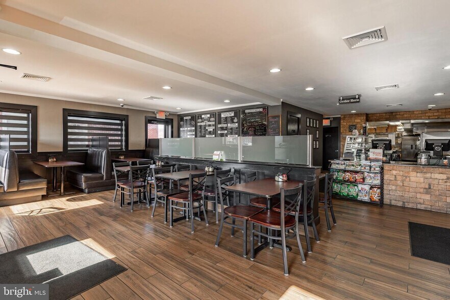 More Photos Of 1278 Division Hwy, Ephrata Restaurant For Sale