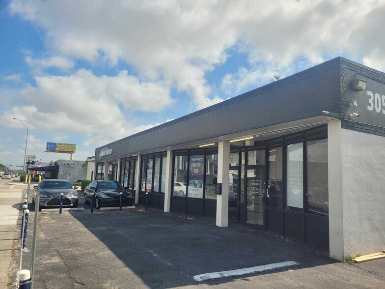 More Photos Of 475-487 Le Jeune Rd, Miami Unknown For Lease