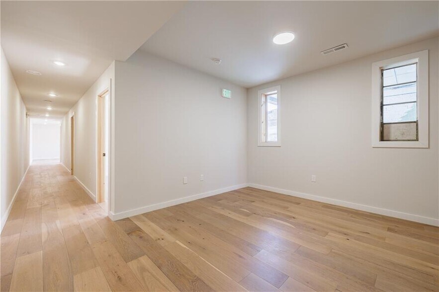 More Photos Of 83 S Main St, Canandaigua Office For Sale