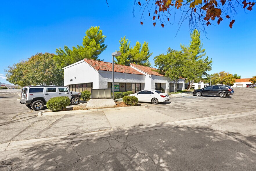 More Photos Of , Palmdale Office For Sale