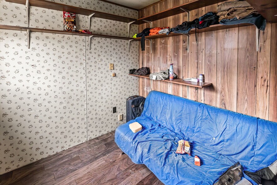 More Photos Of 1162 School St, Percy Restaurant For Sale