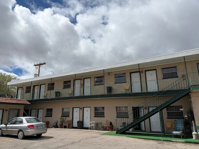 More Photos Of 1301 Aultman St, Ely Hotel For Sale